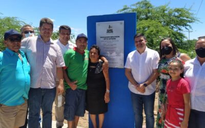 Prefeito Augusto Valadares inaugura três passagens molhadas na zona rural do município