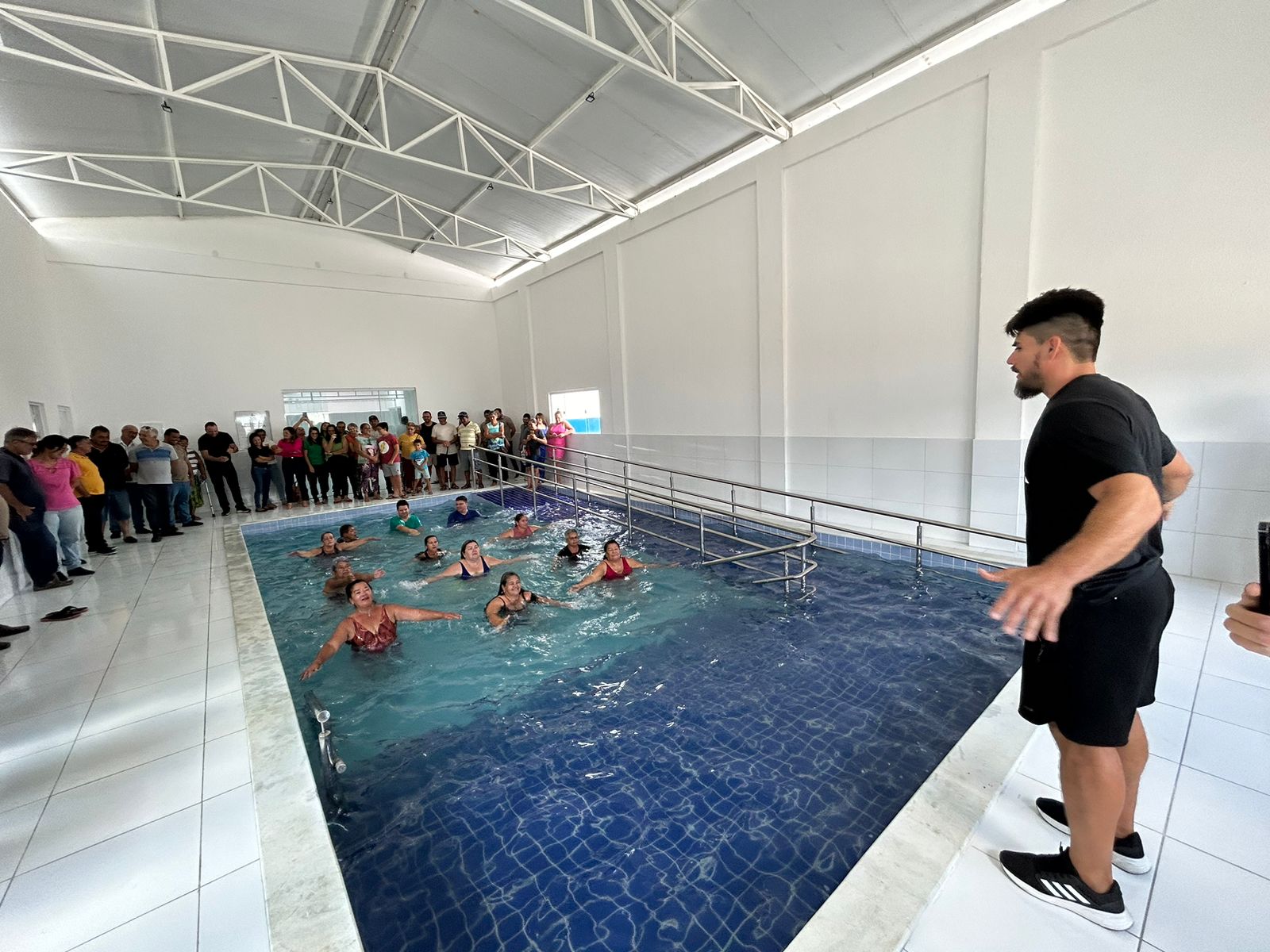 prefeitura-de-ouro-velho-inaugura-piscina-aquecida-para-hidroterapia