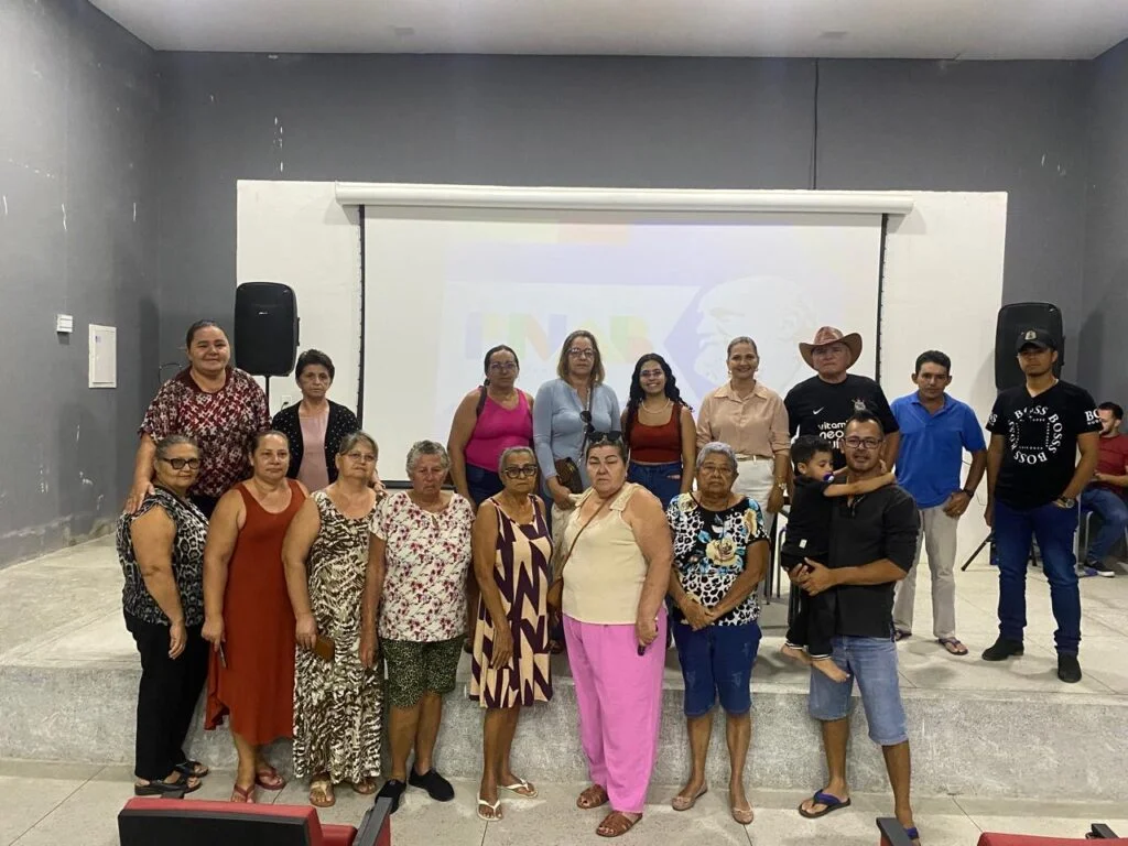 ouro-velho-realiza-reuniao-do-2o-ciclo-pnab-2025-para-elaboracao-do-plano-de-acao-cultural